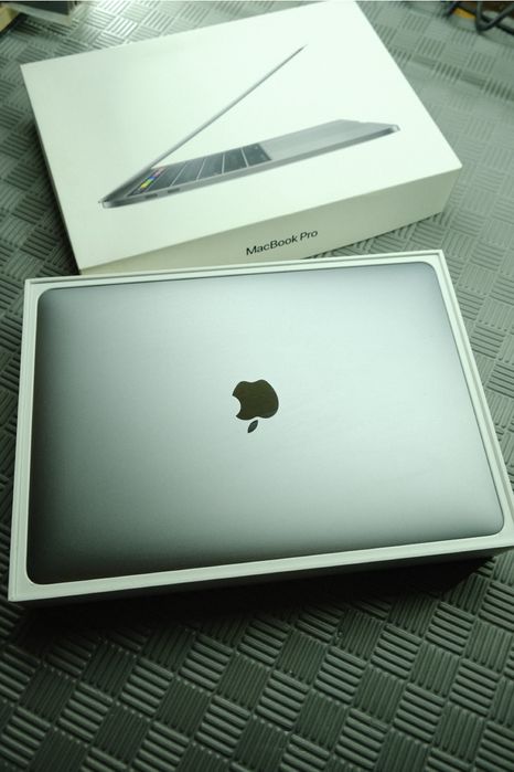 MacBook Pro 13 Touch Bar 2019