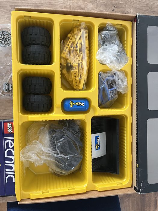 Lego Technic Ładowarka 8459  / 8439/ 8464 + pudełko + wytłoczką