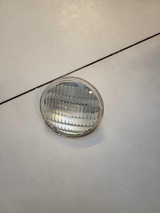 Żarówka halogenowa PAR36 650W 120V