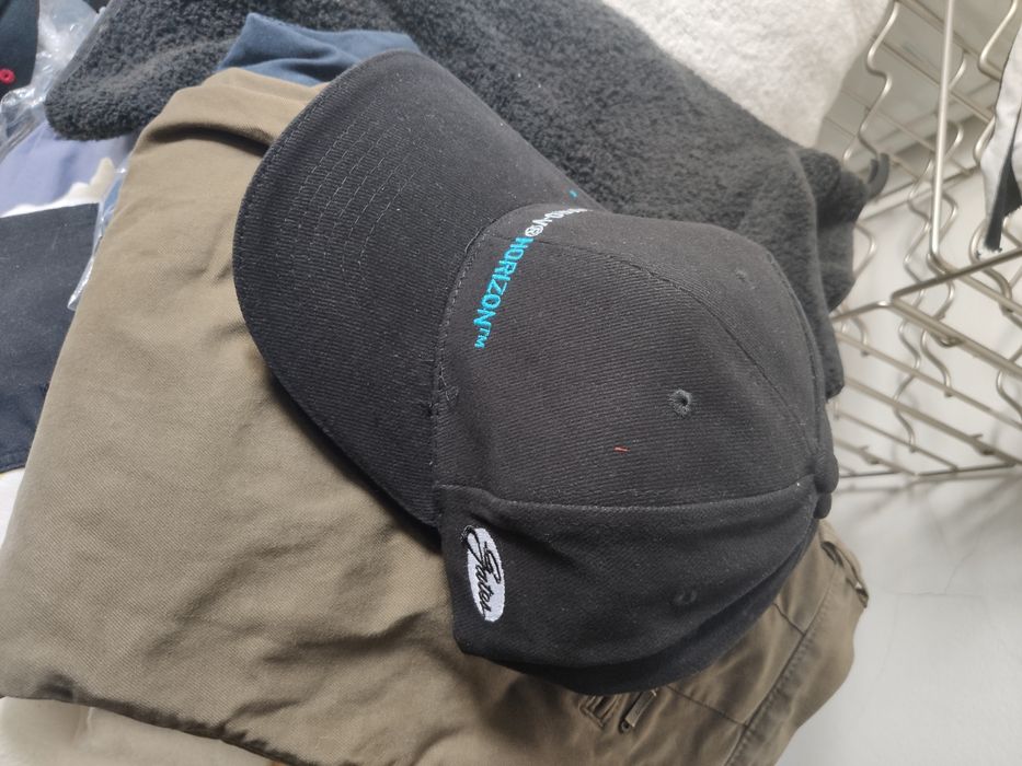 T- Shirt e bonés para coleção ou uso