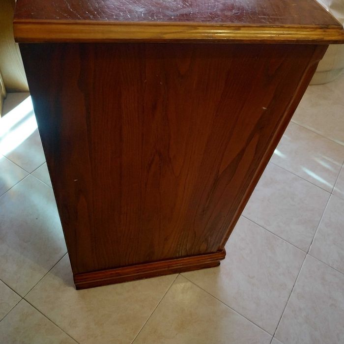 Secretaria de madeira