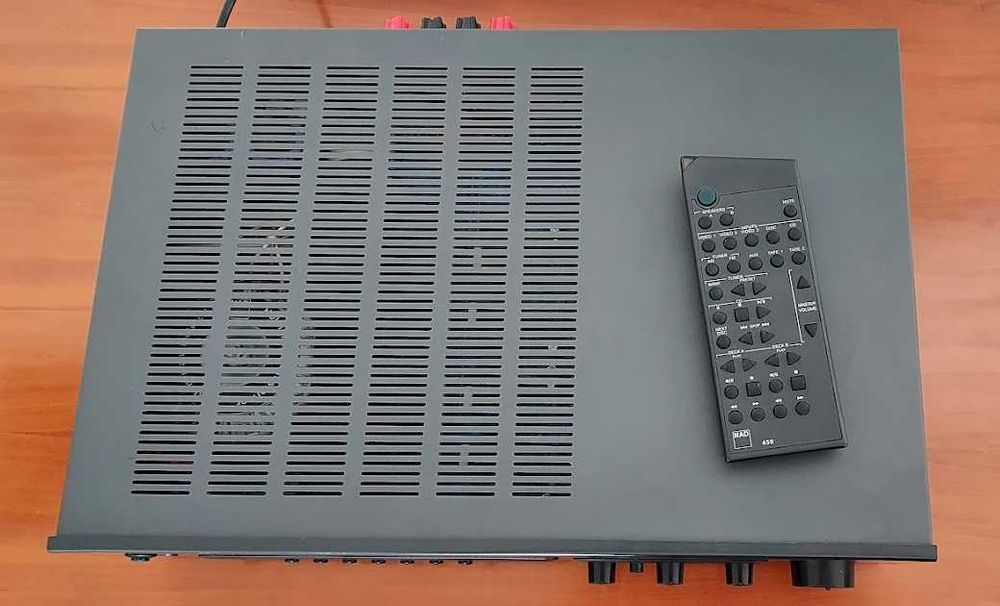 NAD C320 + Comando NAD | Excelente Estado | Amplificador Integrado Hi-Fi