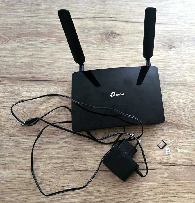 Bezprzewodowy router RUTER 4G LTE TP-LINK model TL-MR 6400 ver 5.0