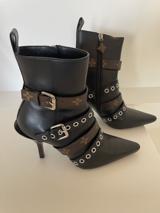 Botas LOUIS VUITTON de senhora para venda
