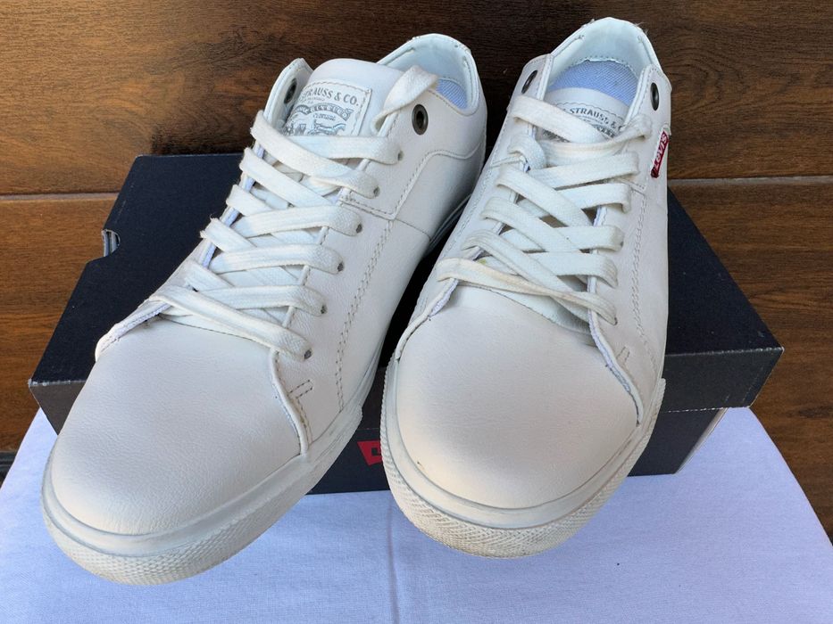 levis woods r.38 sneakersy białe