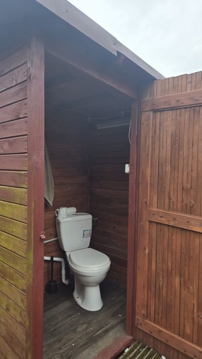Domek całoroczny ROD Pod Wrzosem Żory, woda, prad, szambo, ubikacja - Widok 3