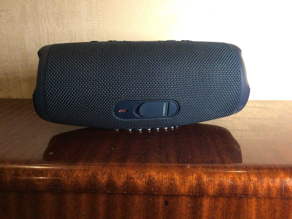 JBL Charge 5 (bluetooth-колонка)
