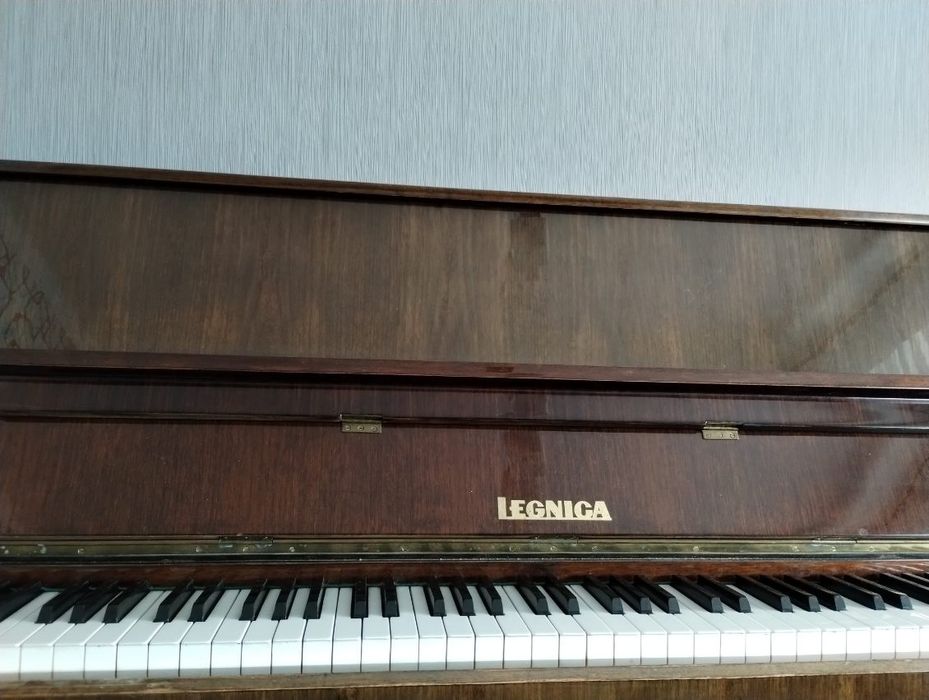 Pianino Legnica wersja eksportowa