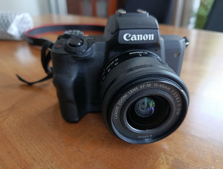 Aparat Canon  EOS M50
