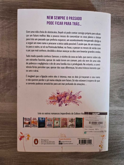 Livro "corações feridos" colleen hoover