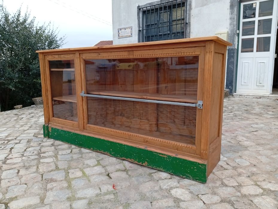 Antigo balcão de mercearia