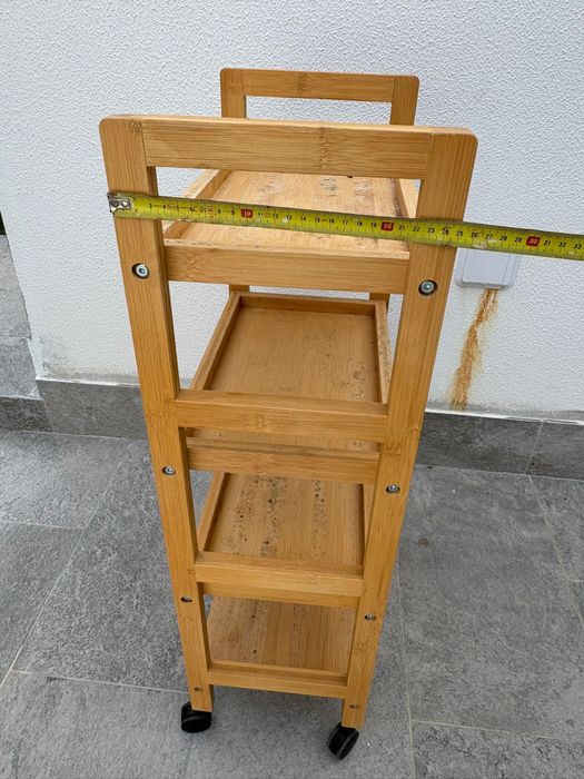 Movel de apoio com rodas