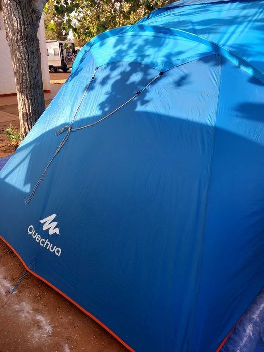 vendo tenda da quechua  T3 . usada 3 vezes  150 €
