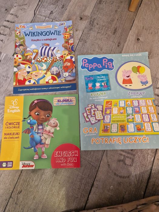 Zestaw 3 książek do rozwiązywania Peppa  Wikingowie angielski
