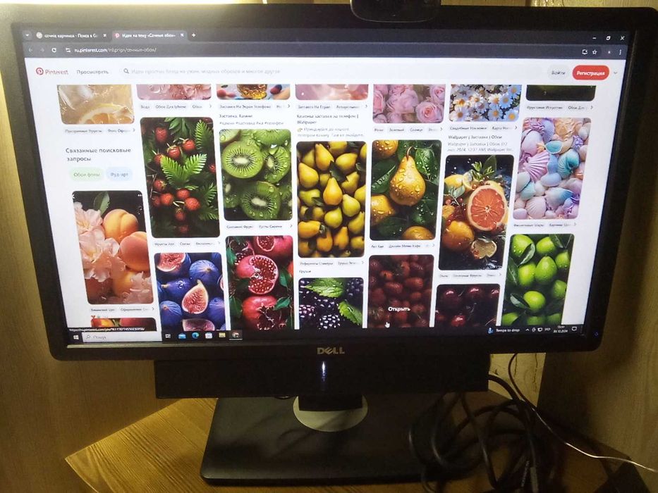 монітори dell U2312HMt з оригінальною колонкою та DisplayPort кабелем