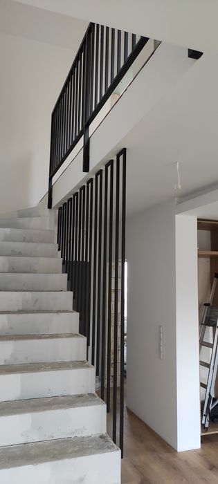Balustrady wewnętrzne zewnetrzne
