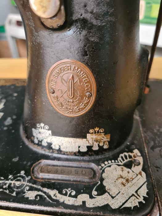 Máquina costura Singer