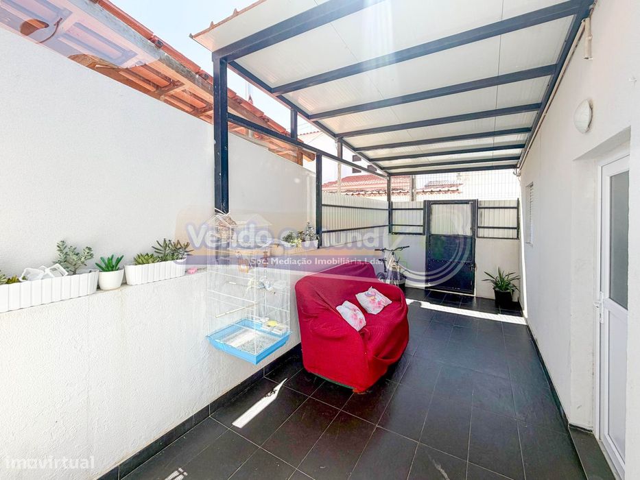 Moradia T3+1 em Samora Correia (SC1066)