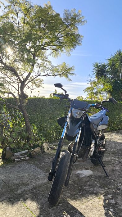 Yamaha wr125r preta