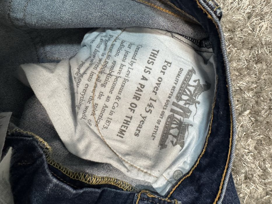 Продам джинсы Levis 511