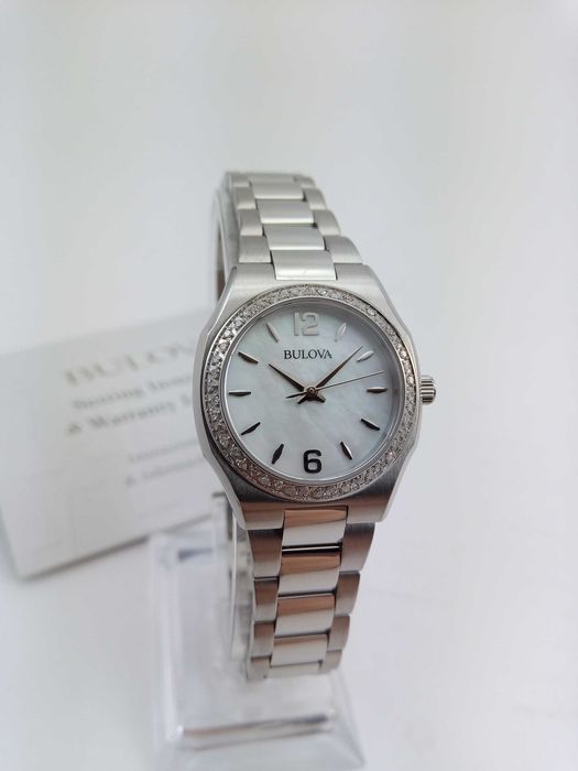 Женские часы с 46 бриллиантами Bulova 96R199. Шикарный подарок девушке