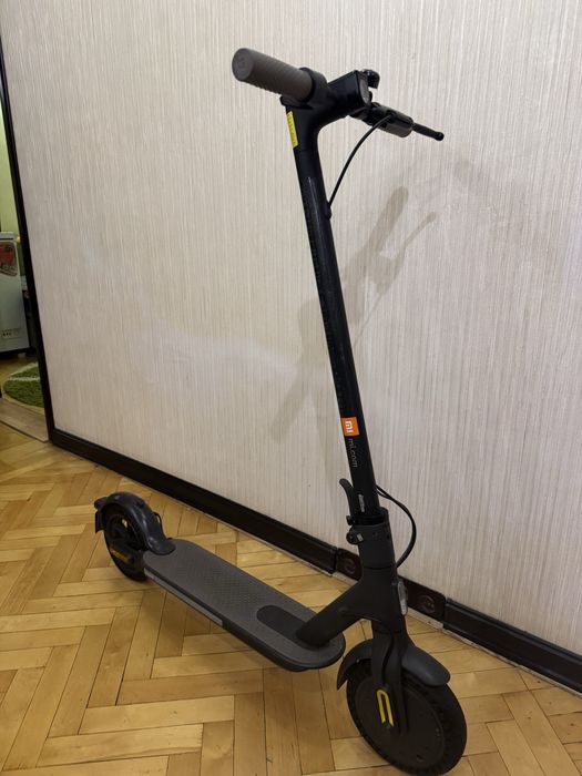 Електросамокат Xiaomi