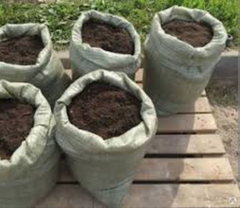 Продам перегной Конский Коровий Песок Чернозем Торф  щебень