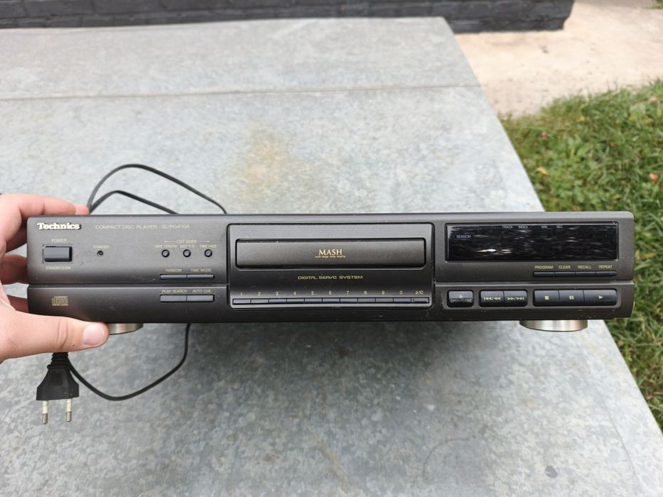 CD програвач Technics SL-PG470А