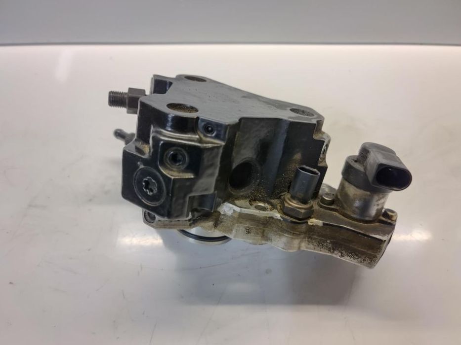 Bomba Alta Pressão Common Rail  Mercedes Cdi 0445010078  A6460700101 V