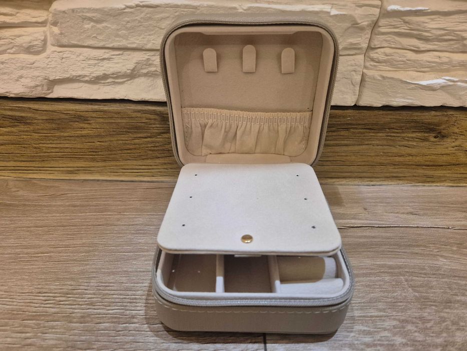 Pudełko na biżuterie