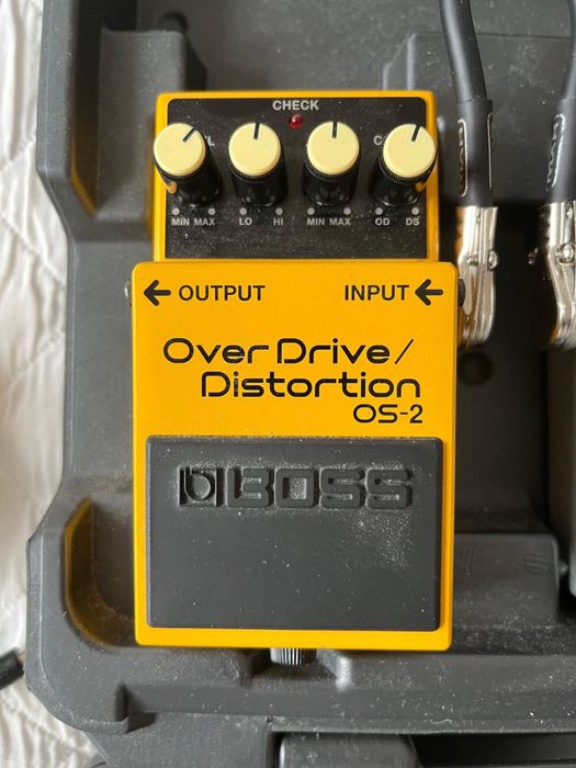 pedais de guitarra vários