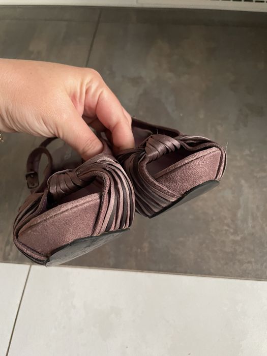 Szpilki Quazi 37, na platformie. Fioletowe buty. Sandały z paluszkiem