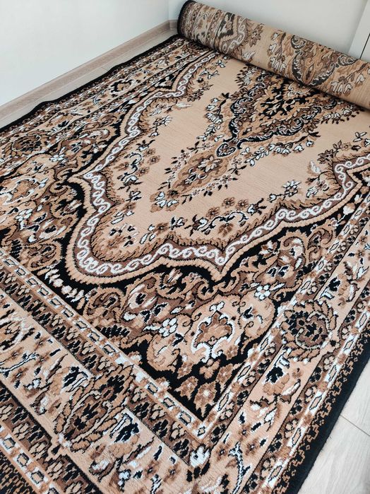 Продам ковер бу чистый