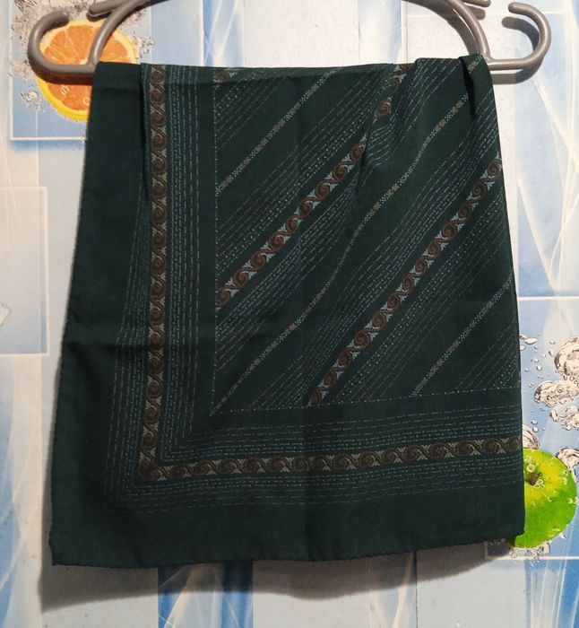 Продам платки головные и шейные