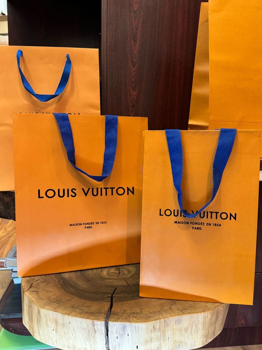 Пакет Louis Vuitton