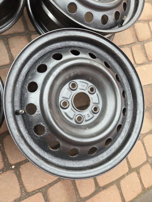 Felgi stalowe 6,5x16  5x114,3   ET45  Toyota Auris Avensis Corolla