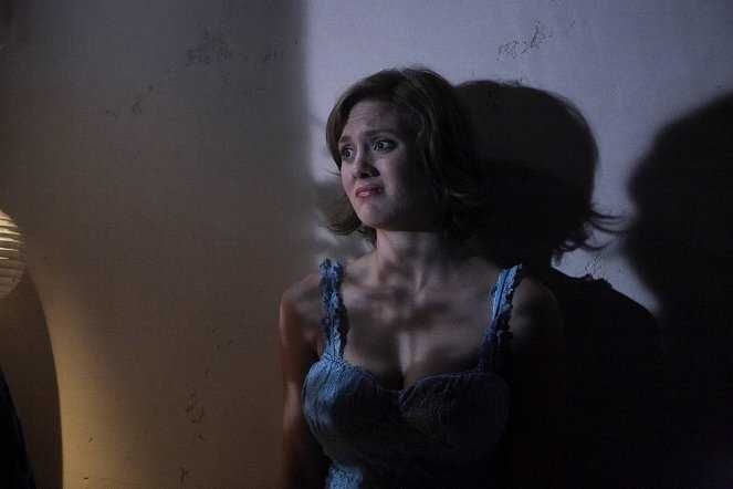 VIRGEM AOS 18 ANOS (Olivia Alaina May/Lauren Walsh/Todd Leigh)