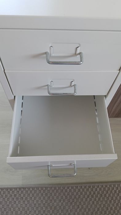 Bloco de gavetas c/rodízios, branco, 28x69 cm
Bloco de gavetas c/rodíz