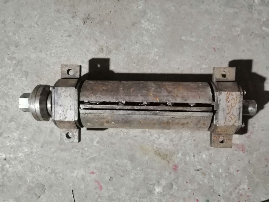 ВАЛ строгально-распиловочного станка.