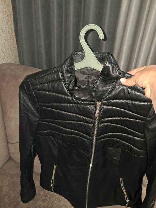 Шкіряна косуха-куртка розмір 42-44