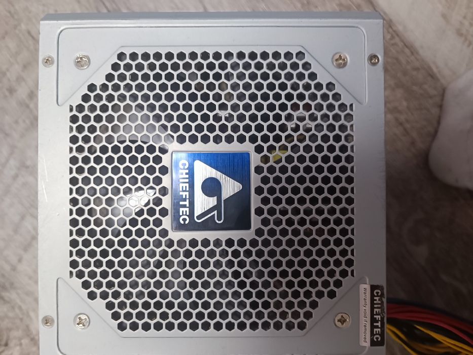 Блок питания на компьютер
