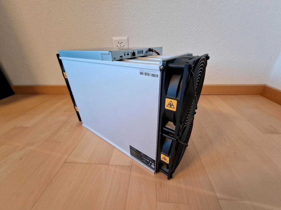 Майнер Bitmain Antminer S21xp 270T 5090$ + Гарантія!