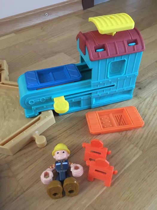 Plac budowy + piasek kinetyczny Fisher Price, Bob Budowniczy