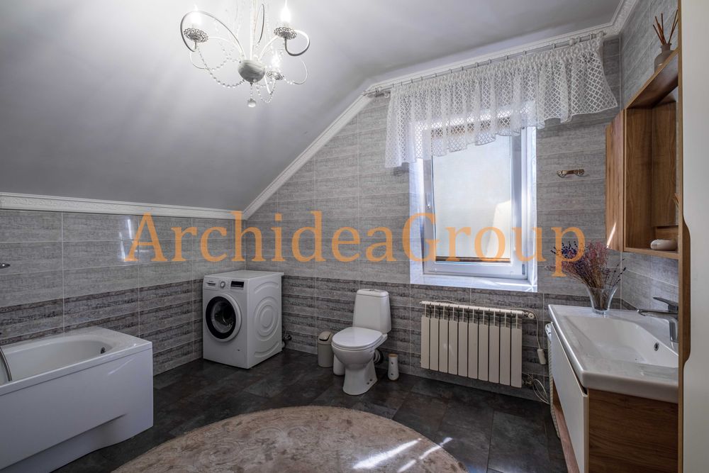 Чудовий 2-х повер. будинок 186 м2 в Ворзелі