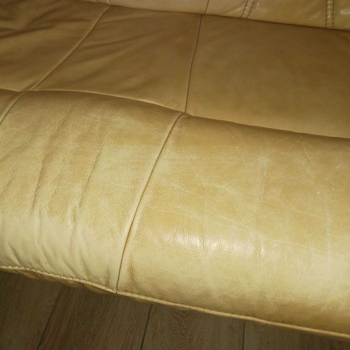 komplet wypoczynkowy /2 fotele plus kanapa/ dąb skóra