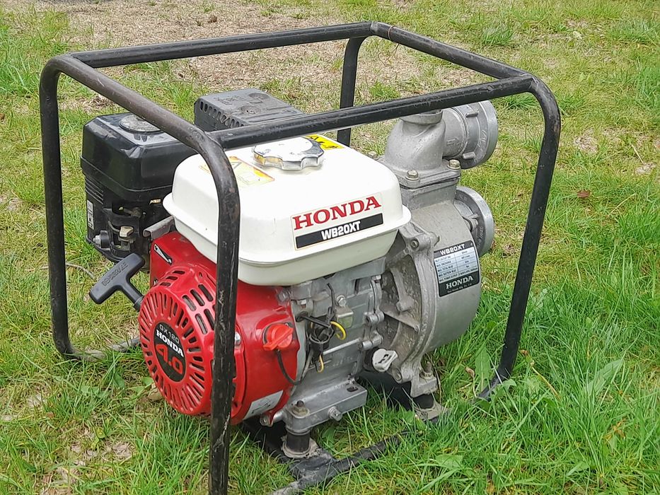 Motopompa do wody spalinowa HONDA WB20XT + 2 węże strażackie 30m i 8m
