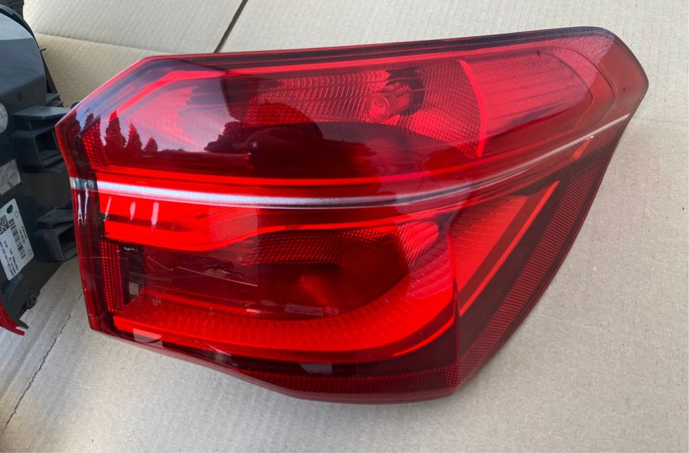 BMW X1 F48 фонарі фари задні рест дорест