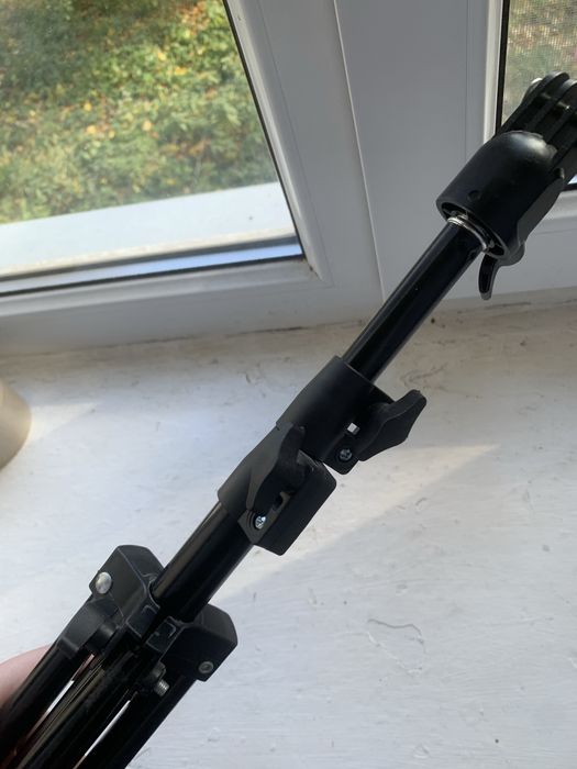 Продам штатив  почти новый