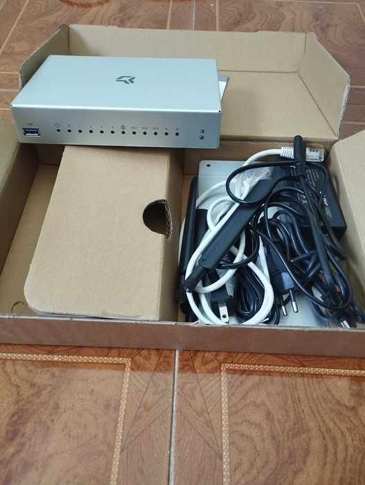 Roteador turris Omnia 2GB RAM