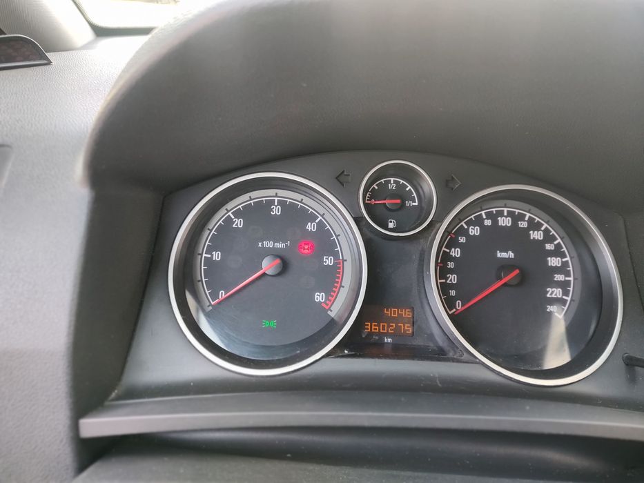Opel Zafira b 1.9ctdi 2005 рік